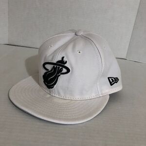 Miami Heat Hat Cap White Basketball NBA Fitted 7 3/8 59 Fifty‎ Logo Sportswear